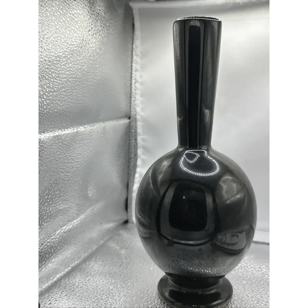 Victoria Hagan Perfect Pieces Porcelain Bud Vase Black EUC‎